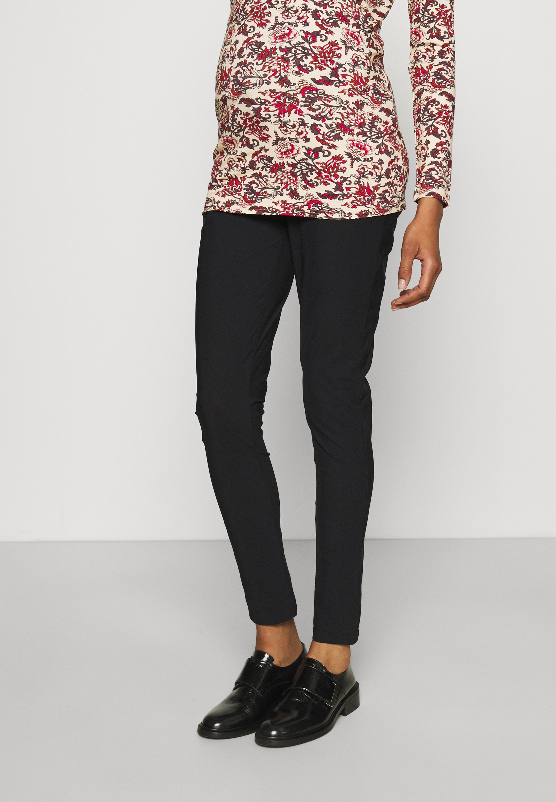 studio womens clothes