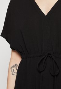 Vero Moda MENNY 7/8 KAFTAN - Vestido informal - black