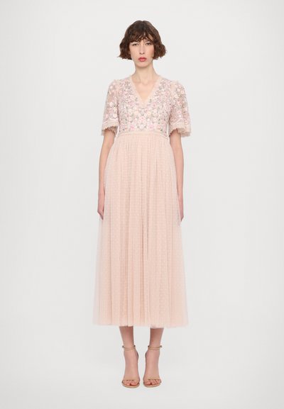 Needle & Thread ROSIE BODICE SHORT SLEEVE V NECK GOWN - Occasion wear - pearl pink