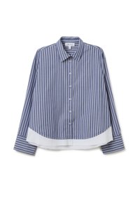 Camicia blu a righe con colletto, dotata di un orlo bianco curvo, maniche lunghe e piccoli bottoni bianchi lungo la parte anteriore.