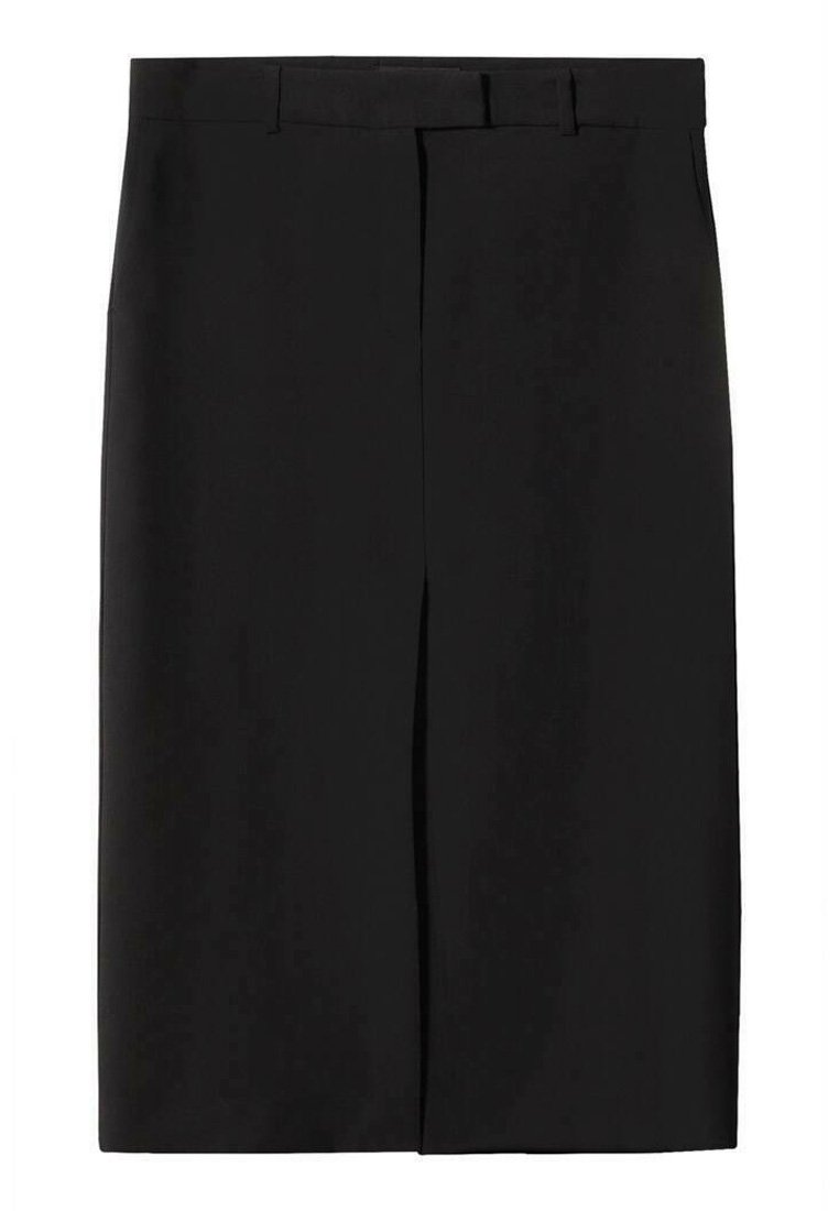 Fustă în formă de A