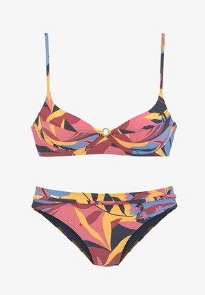 Večbarvni bikini komplet z geometrijskim vzorcem v odtenkih roza, rumene, črne in modre; vključuje dekorativno zlato obrobo.