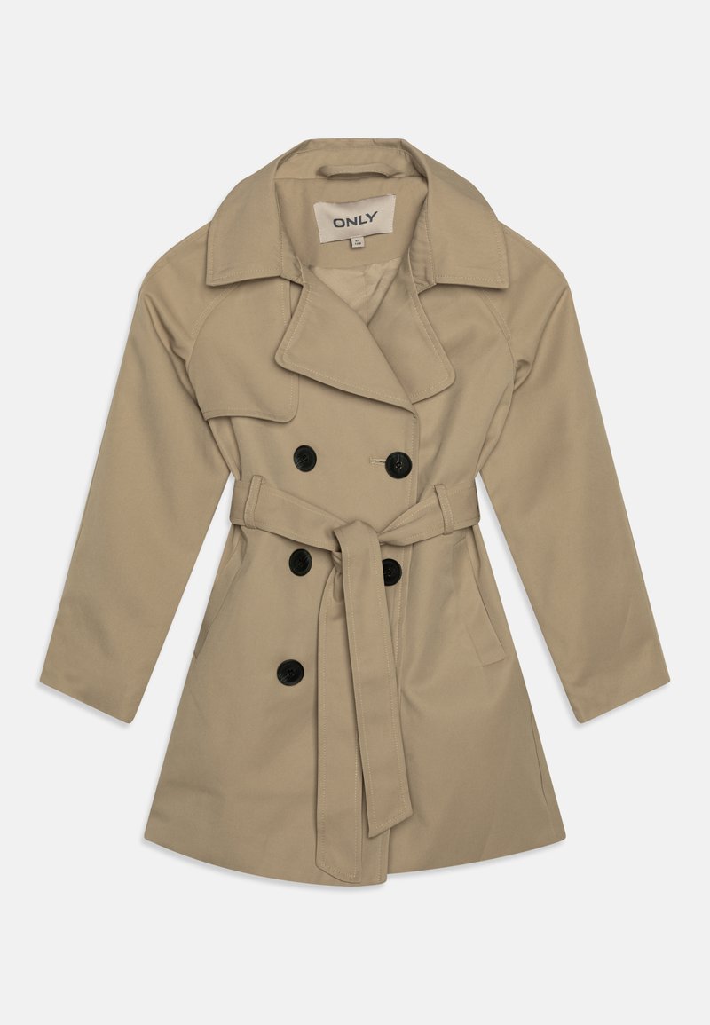 Cappotto trench beige con doppio petto, bottoni neri e cintura legata in vita. Presenta un colletto a revers e maniche lunghe.