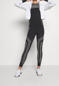 Puma Langarmshirt - black