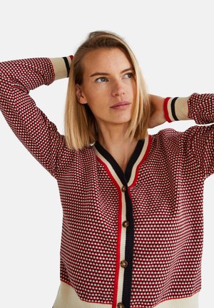 BOUTONNÉ - Gilet - lipstick
