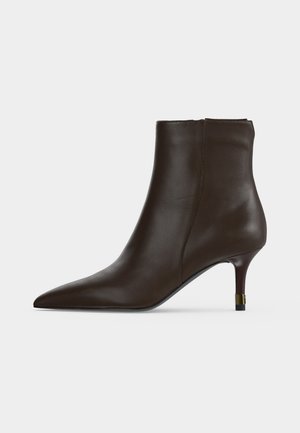 Furla, ARIA TRONCHETTO - Boots à talons - cioccolato