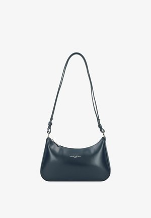 Sac à main en cuir bleu foncé avec une forme arrondie, bandoulière double réglable, fermeture éclair et quincaillerie en argent. Présente un logo à l'avant.