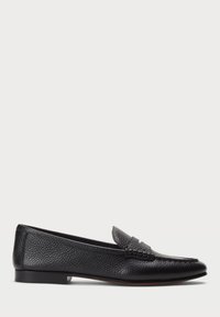 Selected, black