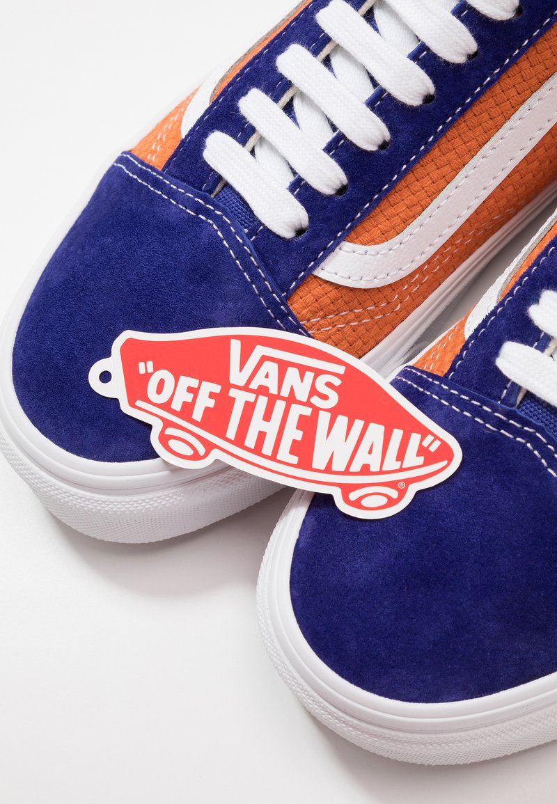 old skool royal blue vans