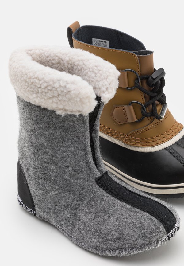 CHILDRENS YOOT PAC WP UNISEX - Winter boots - mesquite3