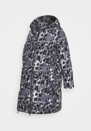 Abrigo acolchado con capucha, cierre frontal y bolsillos laterales. Confeccionado en tela ligera con un estampado de leopardo en negro y gris.