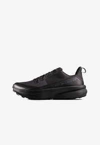 Seleccionado, black