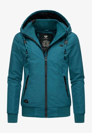 Morska kurtka z kapturem na zamek błyskawiczny, ze ściągaczami na mankietach i dole, dwie przednie kieszenie na zamek oraz graficzna metka wewnątrz kołnierza.