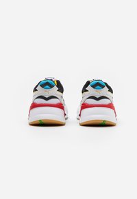 Puma Tenisky - white