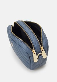 Tommy Hilfiger POPPY REFORM CAMERA BAG - Borsa a tracolla - faded ink
