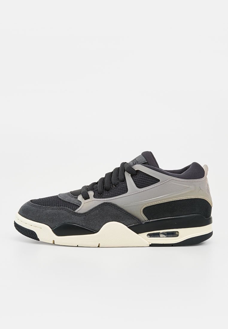 AIR JORDAN 4 RM