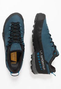 La Sportiva TX5 LOW GORE TEX - Sapatos de caminhada - opal/carbon