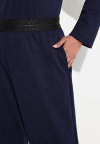 Ulla Popken ELASTIC WAIST   - Træningsbukser - navy blue