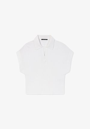 Weißes Poloshirt mit kurzen Ärmeln, Kragen und Knopfleiste. Hergestellt aus strukturiertem Stoff, mit einem verkürzten Design und lockerer Passform.