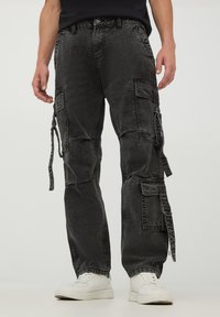 Terranova CON LACCI - Pantaloni cargo - nero denim