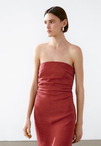 Massimo Dutti STRAPLESS - Cocktail dress / Party dress - mottled red