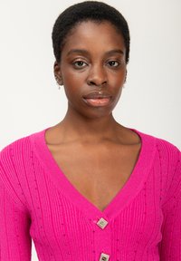 INFLUENCER V-NECK - Cardigan - fuchsia