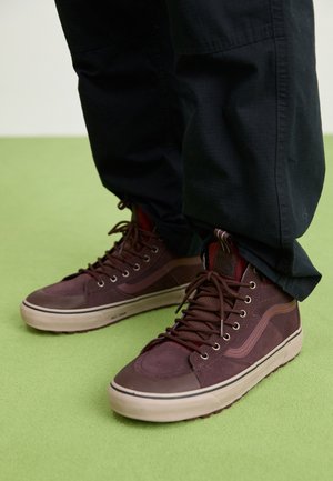 MTE SK8-HI WATERPROOF UNISEX - Zapatillas altas - bitter chocolate