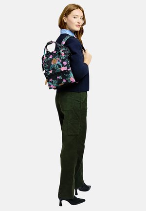 Cabaia, ADVENTURER SMALL VALLADOLID - Tagesrucksack - multico black