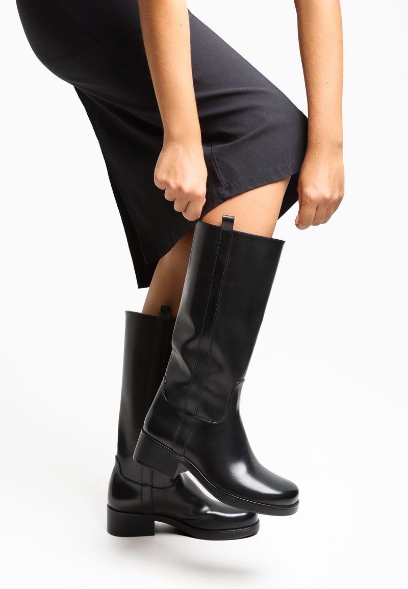 Bershka Laarzen - black