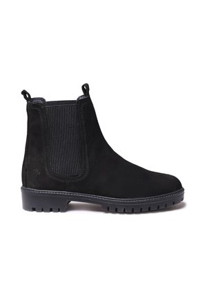 Sort ruskind Chelsea-boots med elastiske sidestykker, trækflapper på hælen og foran samt en robust gummisål.