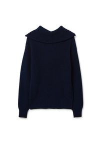 Pull en maille côtelée bleu marine avec un large col replié, des manches longues et un design texturé. L'ourlet et les poignets présentent une finition côtelée ajustée.