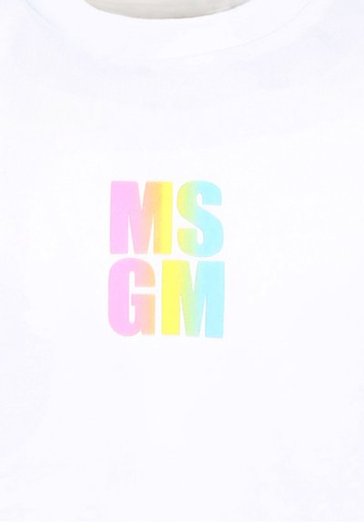 Maglietta in cotone bianco con stampa multicolore della scritta "MSGM" in sfumature di rosa, blu e giallo, centrata sul davanti.