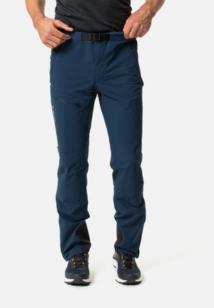 Pantaloni outdoor blu navy realizzati in materiale leggero, dotati di cintura, numerose tasche e sezioni rinforzate sulle ginocchia per una maggiore durata.