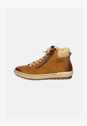 Zapato alto de cuero marrón con cuello de piel sintética crema, cierre con cordones y cremallera lateral, suela de goma texturizada y acento de logo en el talón.