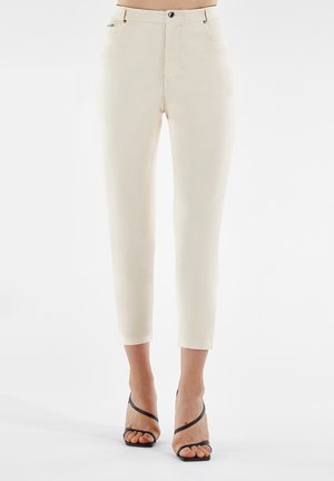 7/8 VITA ALTA NAVETTA  - Pantalones - macadamia