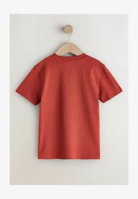 Nepasirinkta, rust red