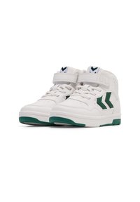 Białe sneakersy wysokie z zielonymi akcentami, z gładką syntetyczną cholewką, perforowanym palcem i paskiem na rzep dla pewnego dopasowania.