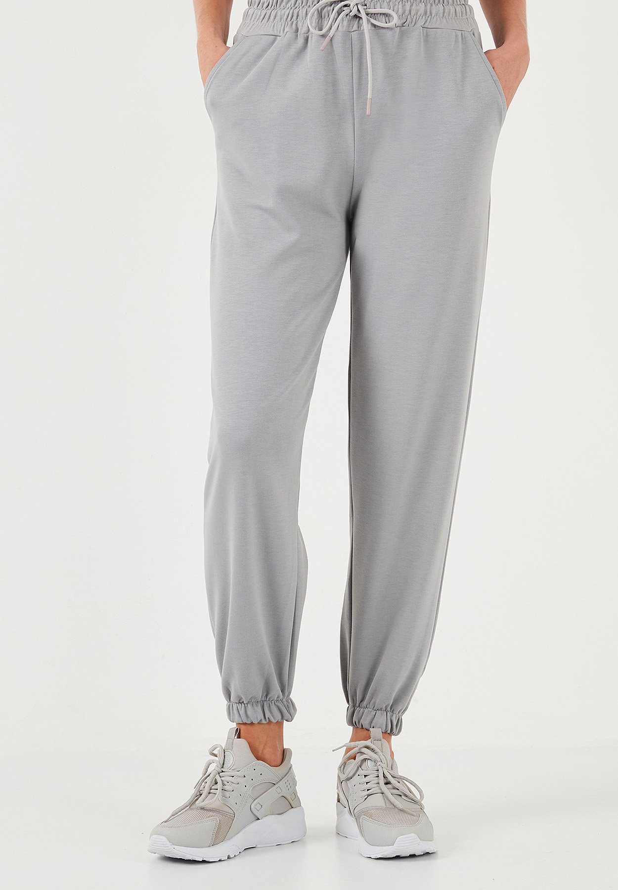 Light grey sweatpants