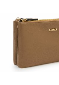 L.CREDI ELLA UMHÄNGE 14 CM - Bandolera - toffee