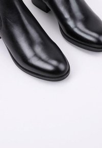 Sandra Fontán TATIANA - Boots à talons - black