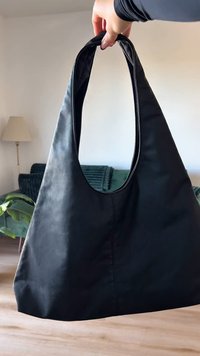 Weekday SHOULDER BAG - Käsilaukku - black