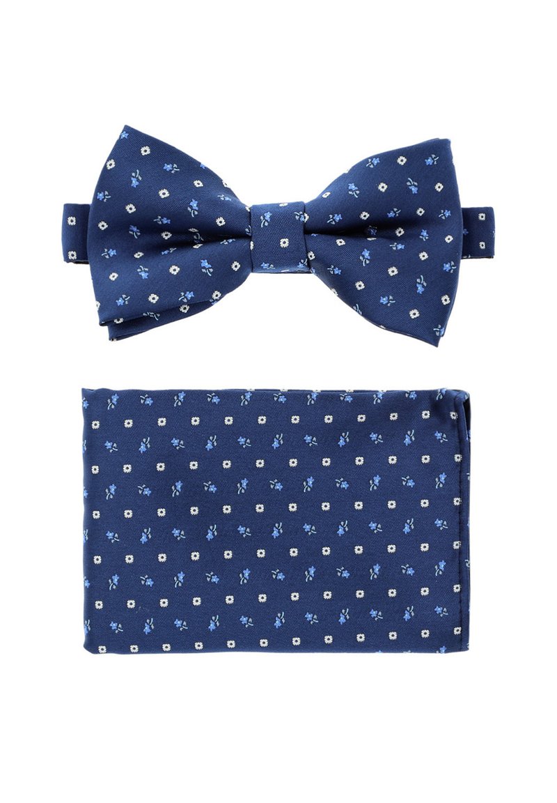 Granatowy krawat w kształcie muszki z drobnym wzorem kwiatowym; pasujący poszetka o identycznym wzorze. Oba elementy wykonane z teksturowanego materiału.