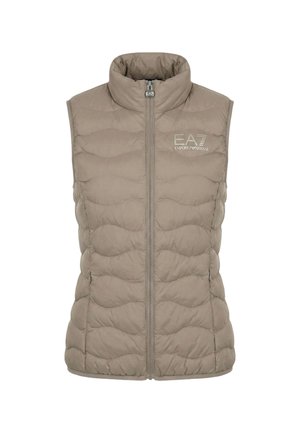 Gilet trapuntato beige senza maniche con cerniera frontale e collo alto, con logo EA7 Emporio Armani sul petto.