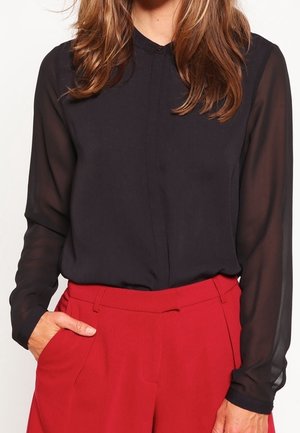 KIOMI Blusa - black