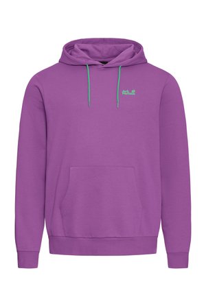 Paarse hoodie met groene trekkoorden en een klein groen "Jack Wolfskin"-logo op de borst, voorzien van een kangaroezak aan de voorkant.