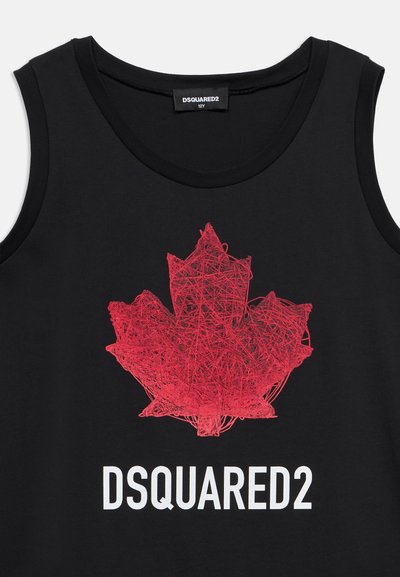 Μαύρο αμάνικο τοπ με κόκκινο, σχεδιασμένο γραφικά φύλλο σφενδάμου και λευκή επιγραφή "DSQUARED2" από κάτω, ετικέτα μεγέθους 12 ετών.