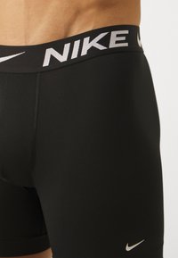 Nike Underwear ESSENTIAL 3 PACK - Boxer alsónadrág - black/siren red/deep royal