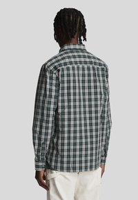 Lyle & Scott WASHED CHECK - Camicia - x argyle teal  mid grey marl