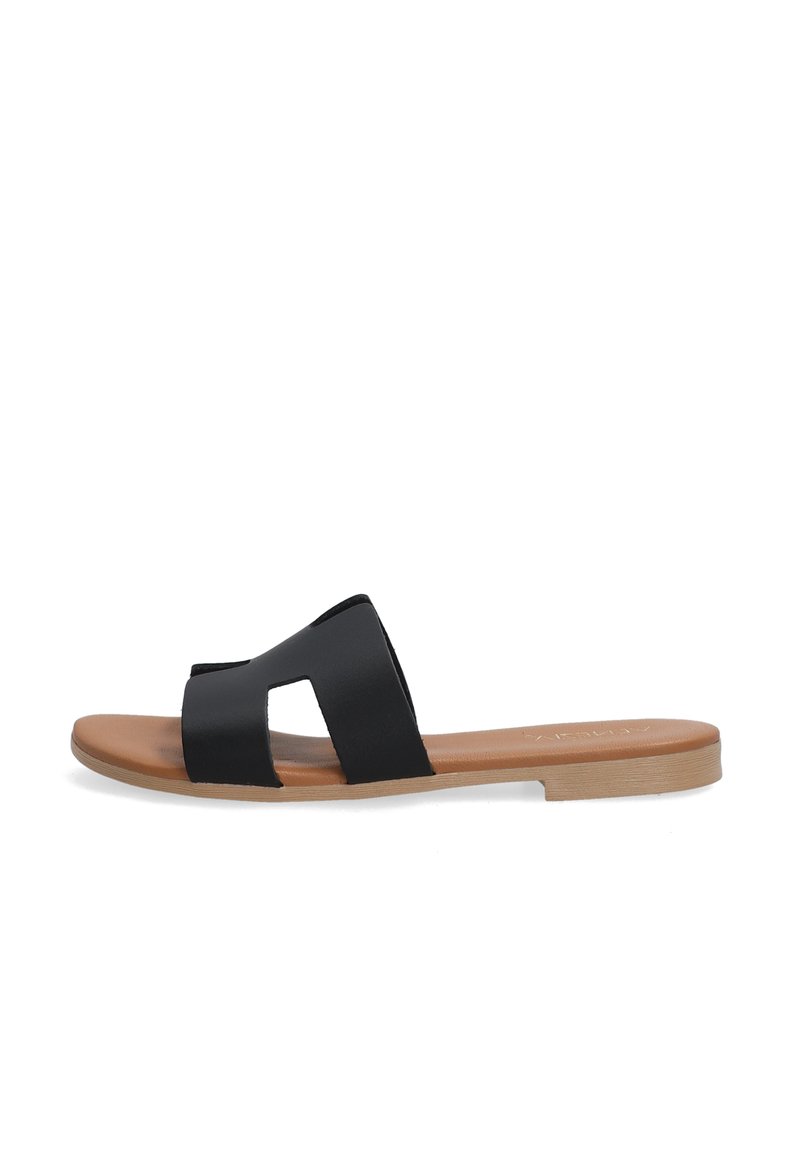 Zwarte slidesandalen met twee uitsparingsbanden, een gladde afwerking en een platte bruine zool. Lichtgewicht ontwerp, geschikt voor casual gebruik.