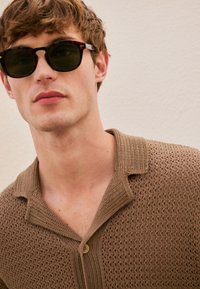 Next RELAXED FIT SHORT SLEEVE EMBROIDERED WITH CUBAN COLLAR . - Camisa - green